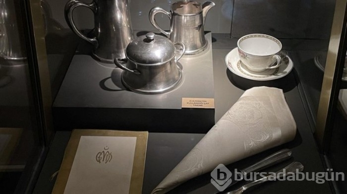 Atatürk'ün şimdiye kadar görülmemiş eşyaları halka sunuldu