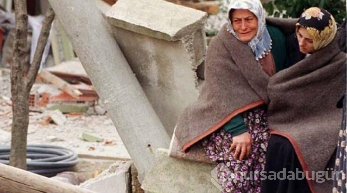 Daha dün gibi! 7,2 büyüklüğündeki depremin üzerinden 22 yıl geçti...