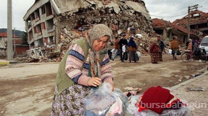 Daha dün gibi! 7,2 büyüklüğündeki depremin üzerinden 22 yıl geçti...