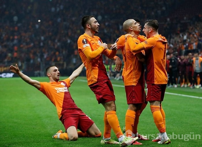  Sofianne Feghouli Galatasaray'da kalacak mı?