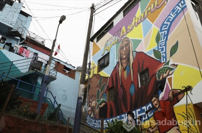 Peru sokakları rengarenk boyalarla güzelleştiriliyor