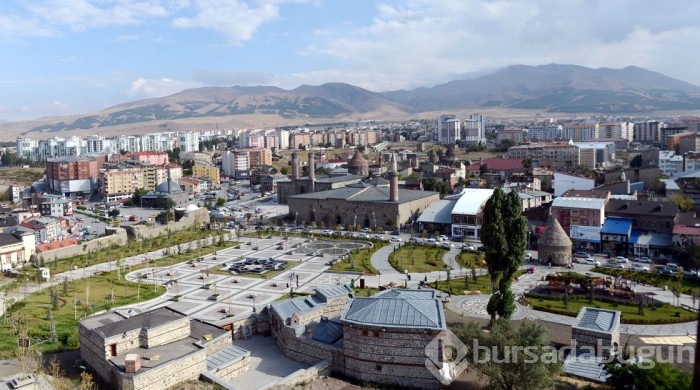 Merkezinden 'diri fay' geçen 24 şehir