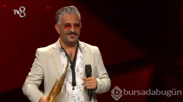 'O Ses Türkiye' yarışmacısı Cem Yılmaz'a benzerliğiyle şaşırttı
