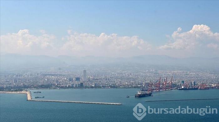 İstanbul'da hava kirliliği: Pandemi sonrası maske kullanmaya devam
