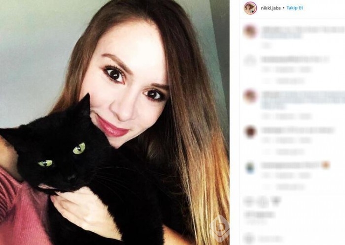 Sosyal medya sevgilisinin tepkisiyle çalkalandı!