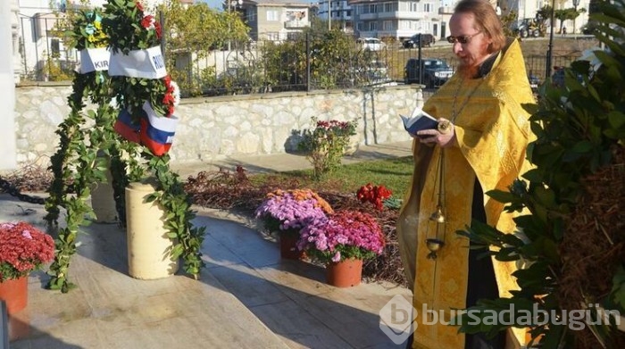 Gelibolu'daki Rus Anıtı'nda Beyaz Rus anması
