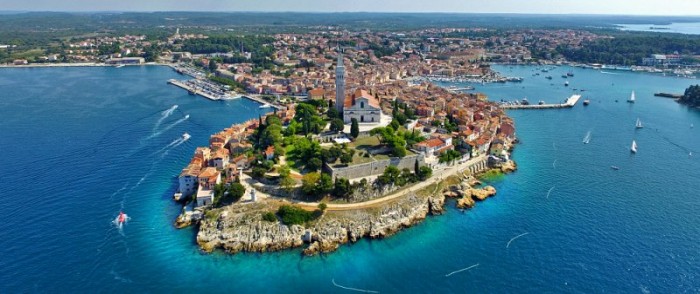 Masallardan çıkmış gibi görünen fantastik yerler...