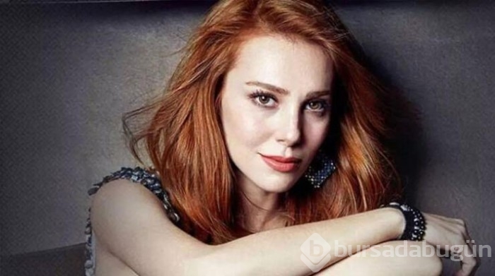 Elçin Sangu sempatik cevaplarla sosyal medyaya damga vurdu