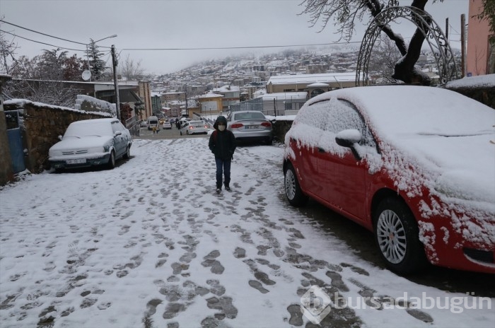 Yozgat'ta kar etkili oldu