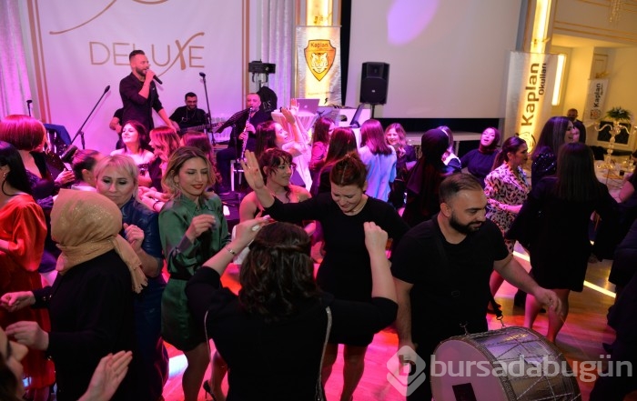 Bursa'da öğretmenlerin keyifli eğlencesi