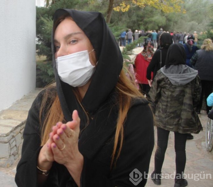 Ebru Şallı'nın babası son yolculuğuna uğurlandı