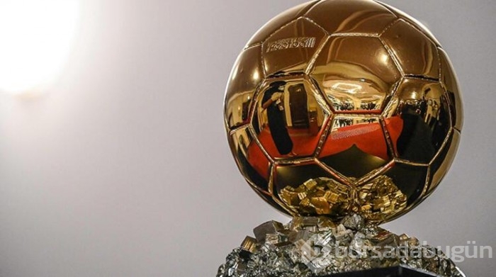 Ballon d'Or 2021 ödülünü Messi aldı, yer yerinden oynadı!