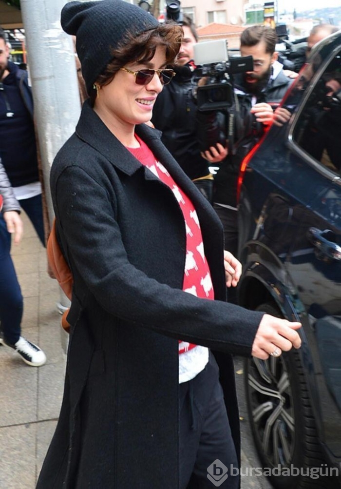 Özge Özpirinçci-Burak Yamantürk çiftinin kızları dünyaya geldi