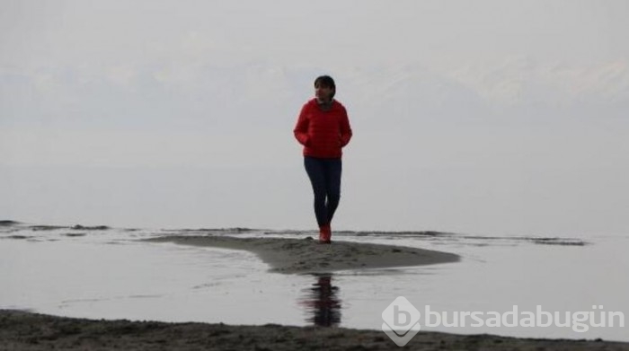 Van Gölü ziyaretçileri tarafından 200 metre açığa yürüdü!