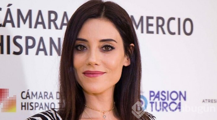 Cansu Dere 'ye İspanya'dan ödül!