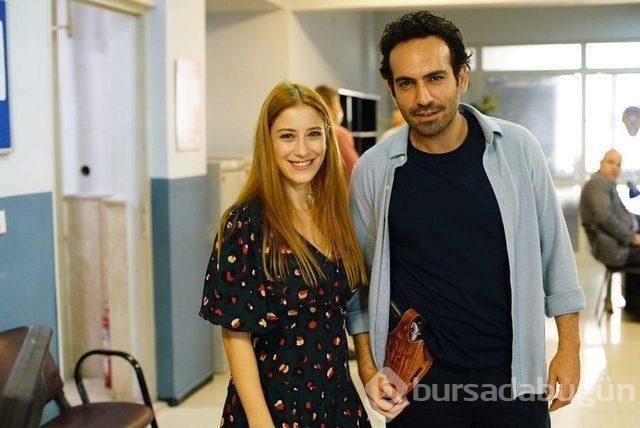  Hazal Kaya'dan dikkat çeken pozlar...