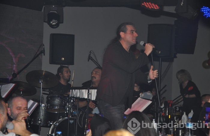 Haktan, Bursa'da sevenleriyle buluştu