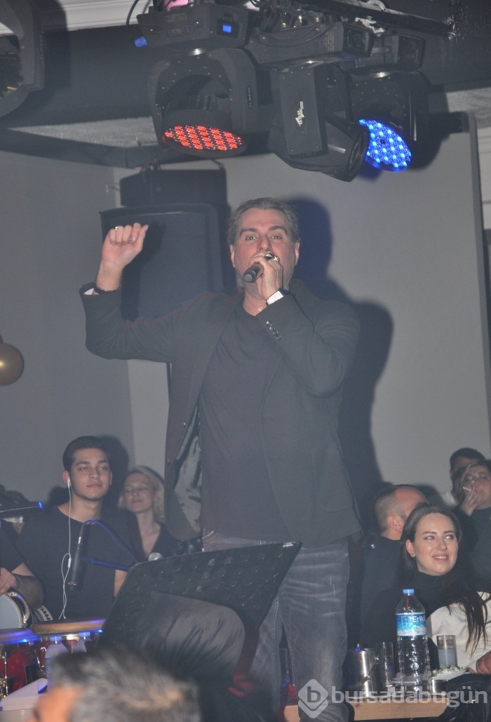 Haktan, Bursa'da sevenleriyle buluştu