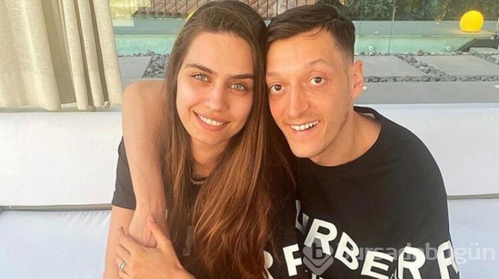 Mesut Özil kolunda servet taşıyor!