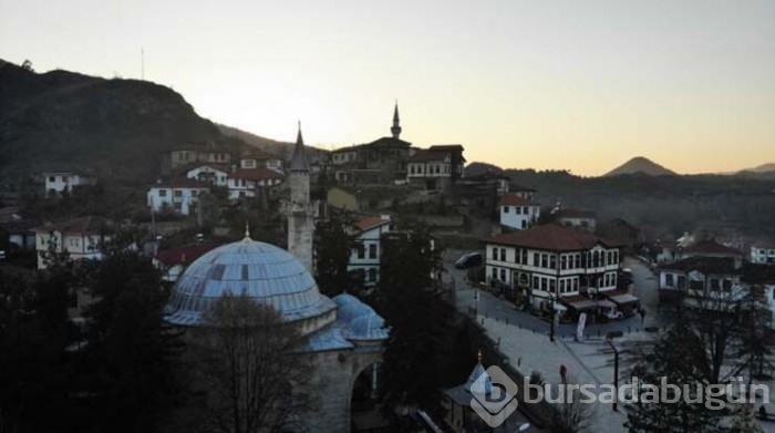Bu evler görenleri tarihi yolculuğa çıkarıyor
