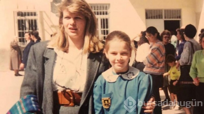 Ünlü oyuncuların yıllar önceki fotoğraflarıyla nostalji...
