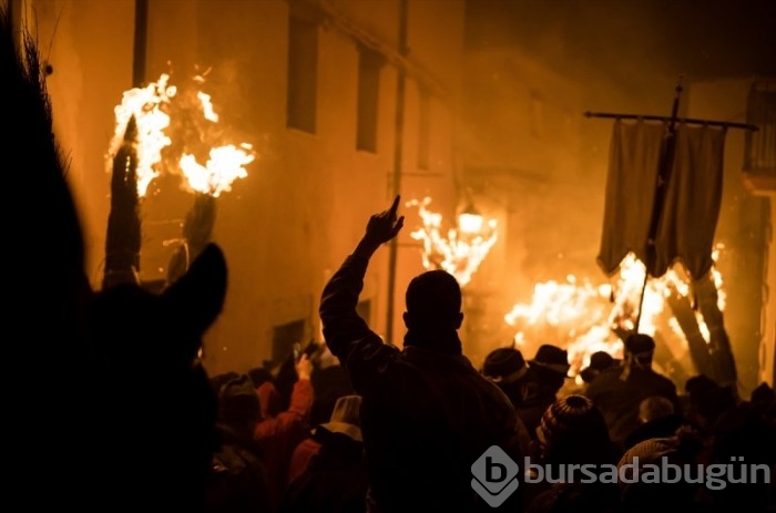 İspanya'da 'Büyük Süpürgeler' festivali!