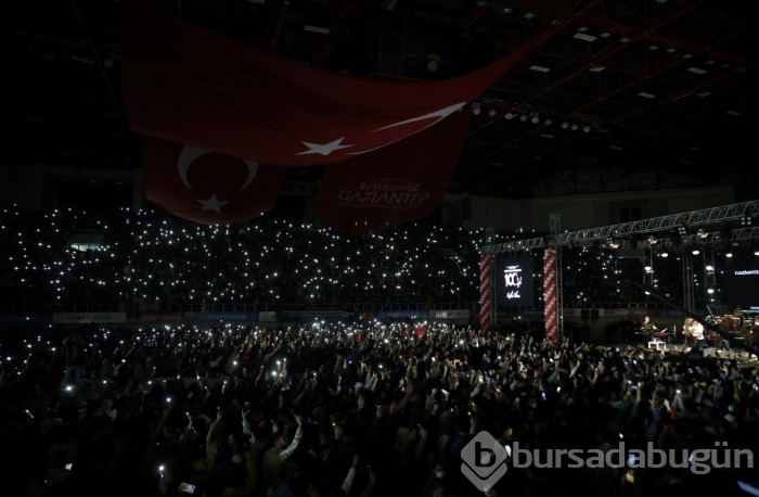 Oğuzhan Koç'a büyük ilgi!