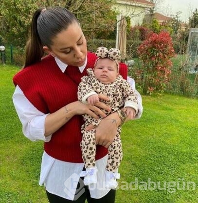 Merve Özbey 2022 sürprizlerini açıkladı
