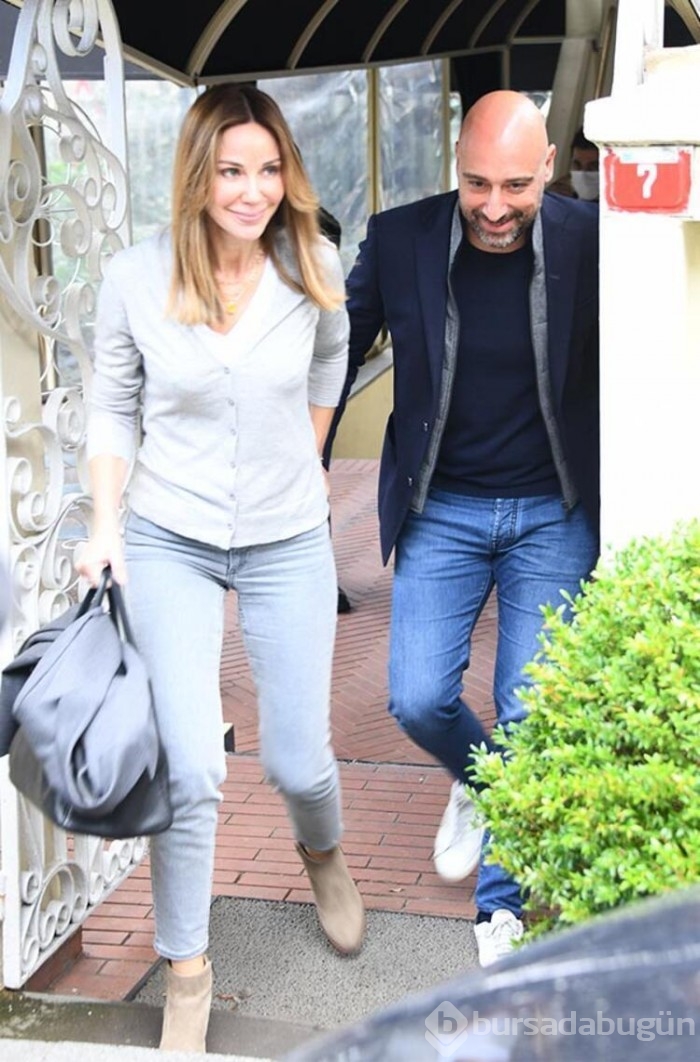Demet Şener ve Tolga Arman aşklarını paylaştılar...