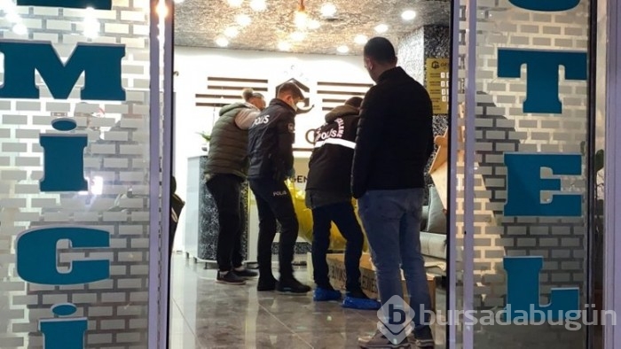 Otel odasında kadın cinayeti!