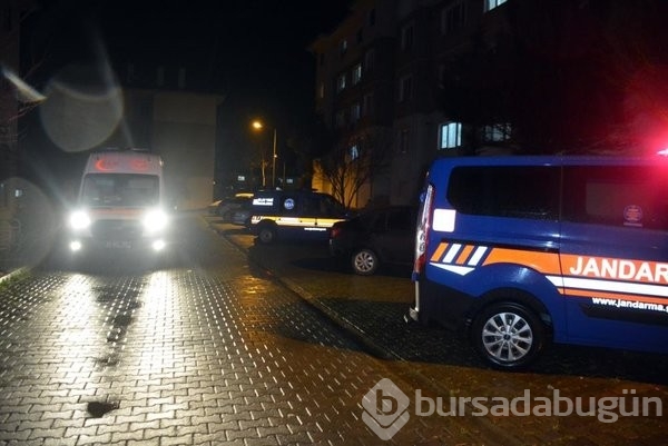 Çocuk saatlerce ağlayınca komşular ihbar etti...