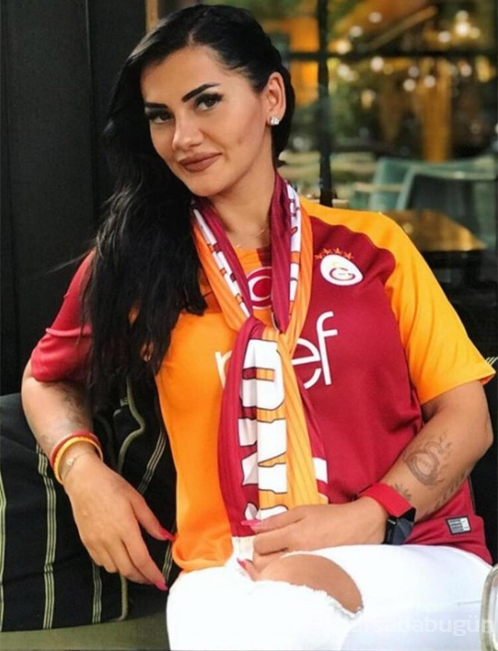 Ayça Ekin Beğen:Ölüyorum lan ölüyorum!
