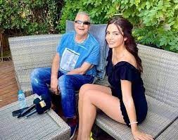 Mehmet Ali Erbil tekerlekli sandalye ile adliyede!