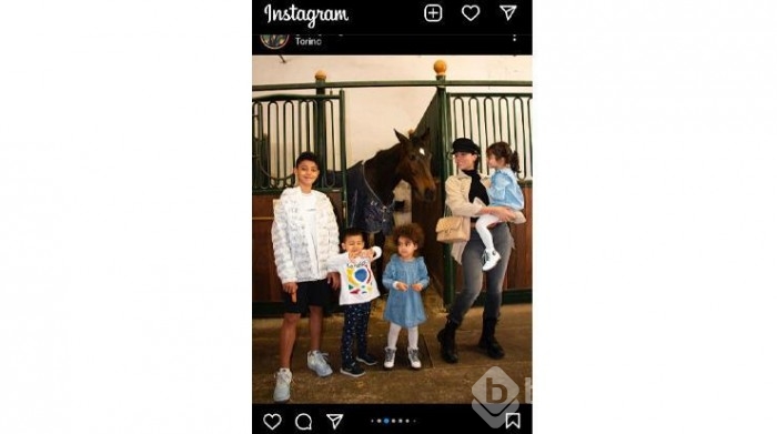 Futbolcuların eşleri instagram zengini

