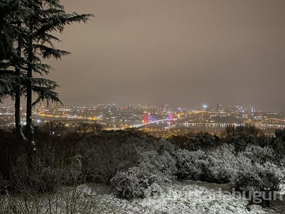 İstanbul'da mevsimin ilk karı yağdı... 