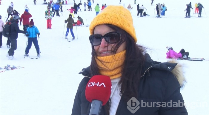 Uludağ'da kar kalınlığı 70 santimetreyi buldu, pistler dolup taştı