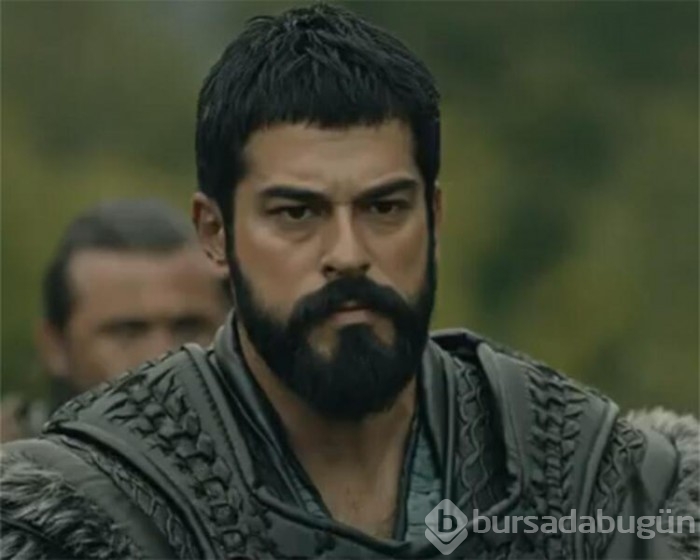 Fahriye Evcen, Burak Özçivit'in doğum gününü kutladı
