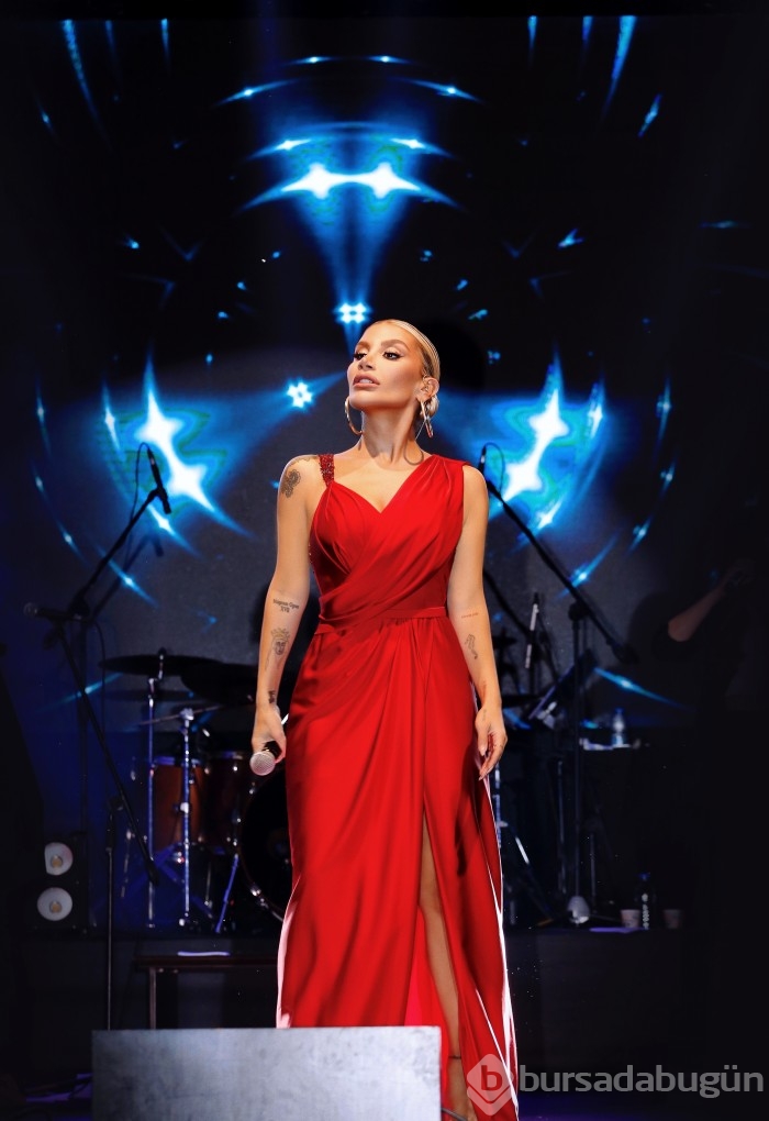 İrem 'in "Hayalini gerçekleştirdiği konser dijitalde"...