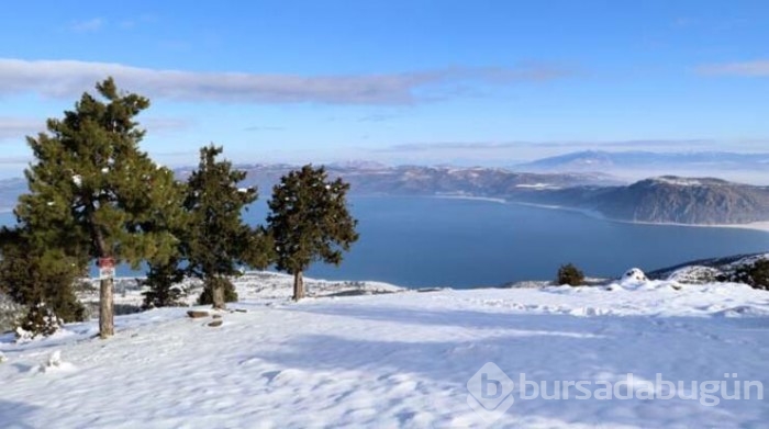 Salda Gölü'nde kış güzelliği