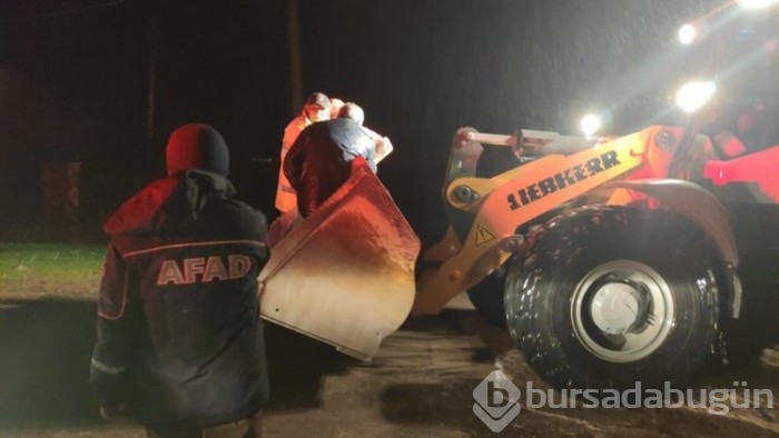 Edirne Uzunköprü'de dereler taştı, yollar ulaşıma kapandı! 