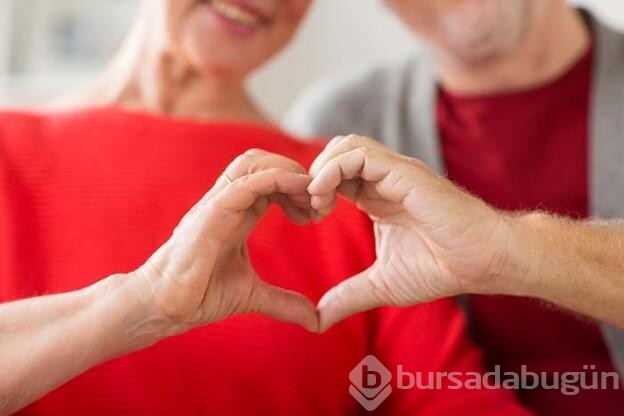 Yeni yıla sağlıklı bir kalp ile girmek için öneriler: Spora başlayın, olumlu düşünün ve aşık olun!
