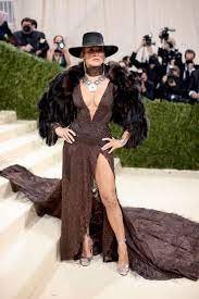 2021 MET Gala'nın en ilginç kıyafetleri!
