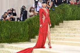 2021 MET Gala'nın en ilginç kıyafetleri!

