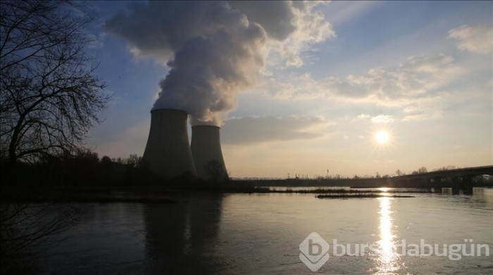 Almanya ükleer enerji santralini kapatıyor...