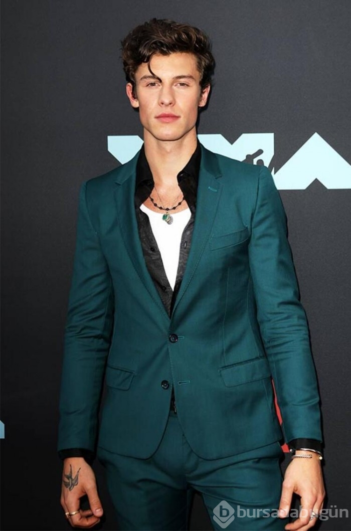 Shawn Mendes zor günler geçiriyor