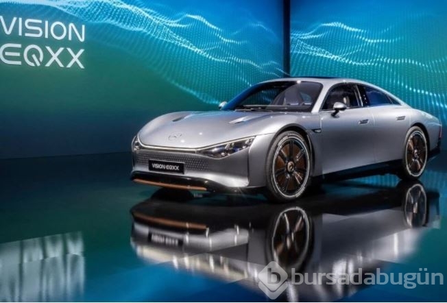 Mercedes-Benz yeni elektrikli modelini tanıttı