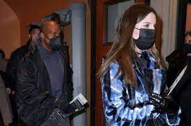 Kanye West ile yeni sevgilisi Julia Fox kemaralara yakalandılar!