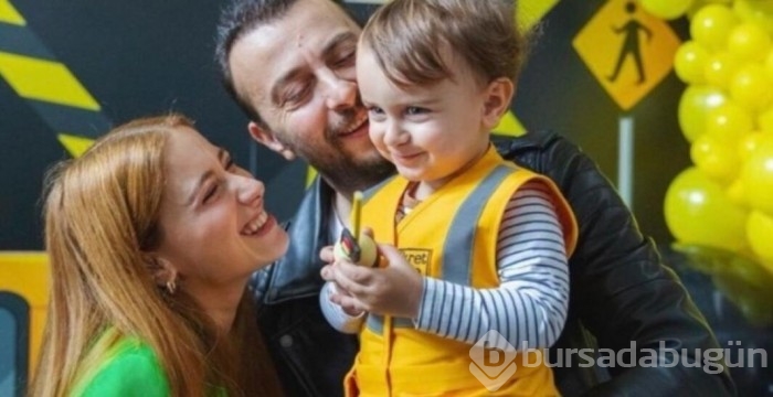 Hazal Kaya'dan üzücü haber!
