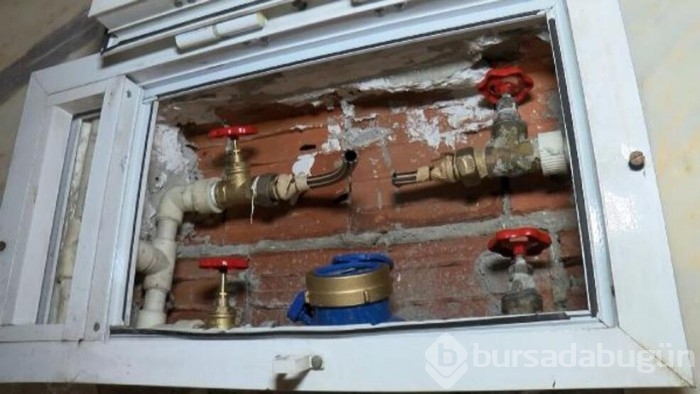 Yaptığı zamma karşı çıkan kiracısının evini baltayla bastı!