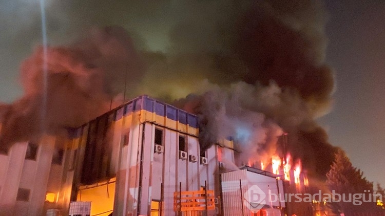 Bursa'da kimya fabrikasında yangın! Patlamalar yaşandı